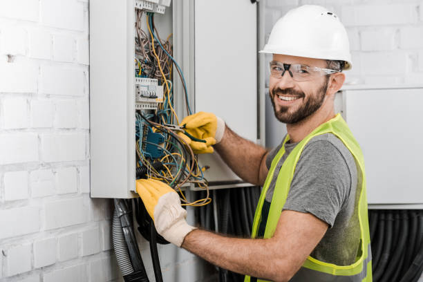 Best Circuit Breaker Repair  in Williamsburg, FL